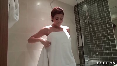 Seorang perawat seksi yang memiliki tubuh kurus menjadi sangat kacau video bokep tante jilbab